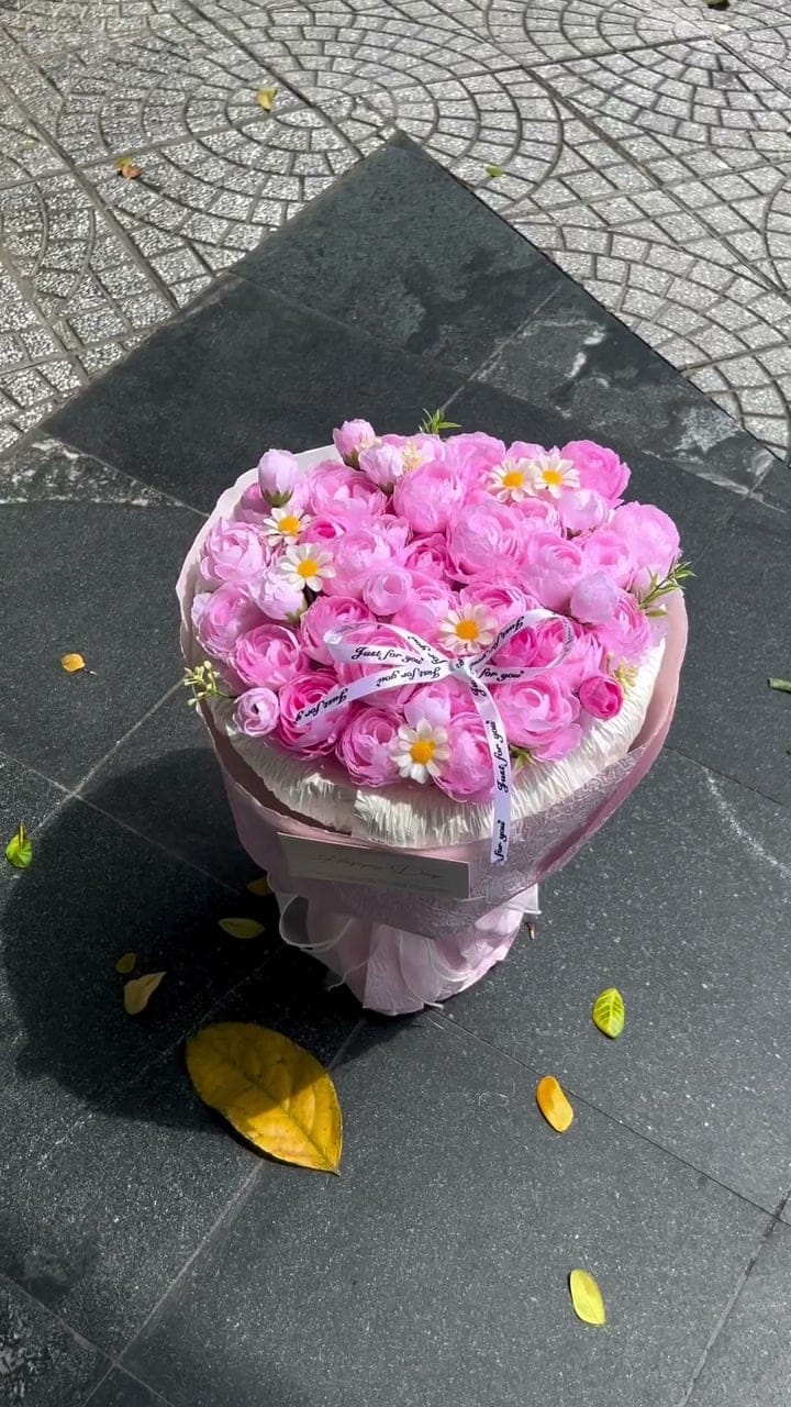 Bó hoa sáp hồng cúc họa mi